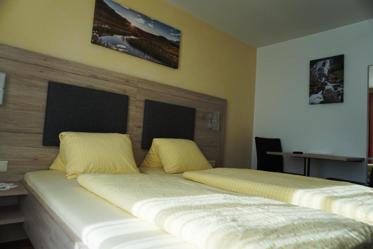 Pension Klampferer Neustift im Stubaital Exterior foto